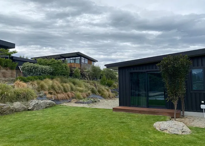 Karearea Views - Wanaka